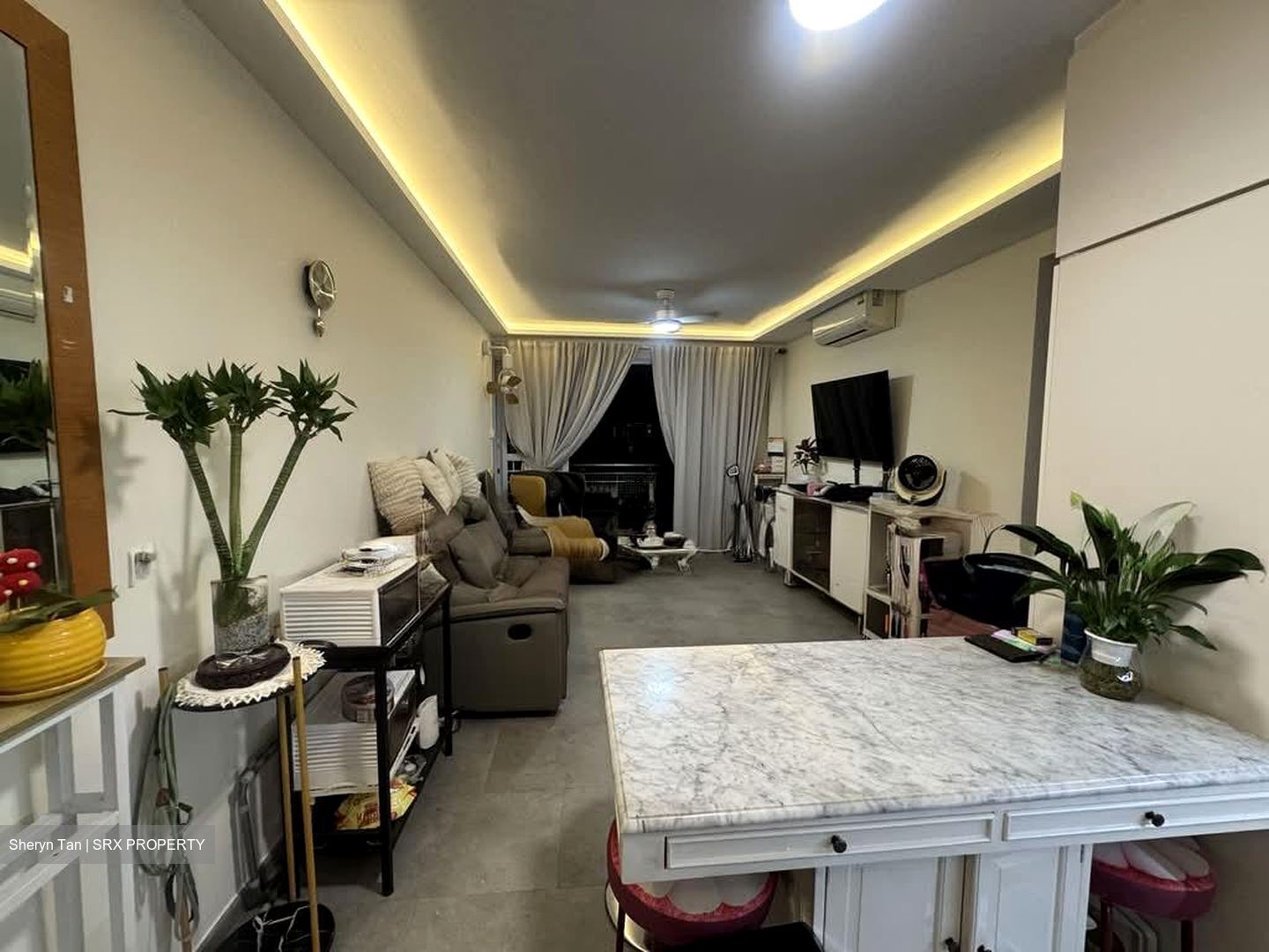 The Esparis (D18), Condominium #563510381